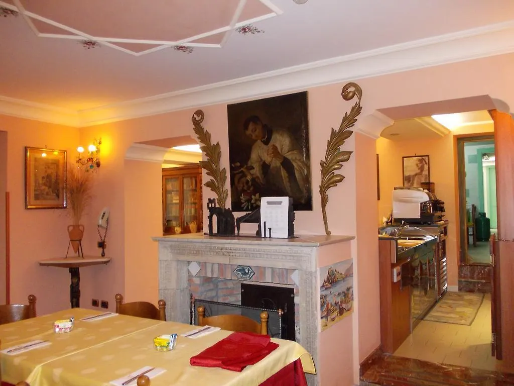 Hotel Victoria Taormina 3*,