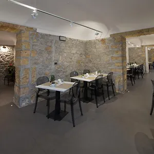 Tonic 3*, Palermo Italia